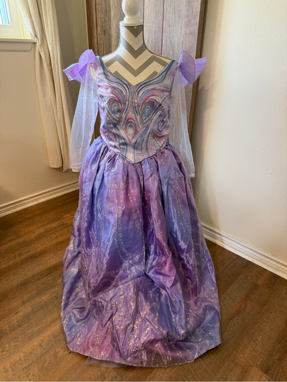 Wicked Glinda the Good Witch deluxe Adult Costume ball gown size M 8-10